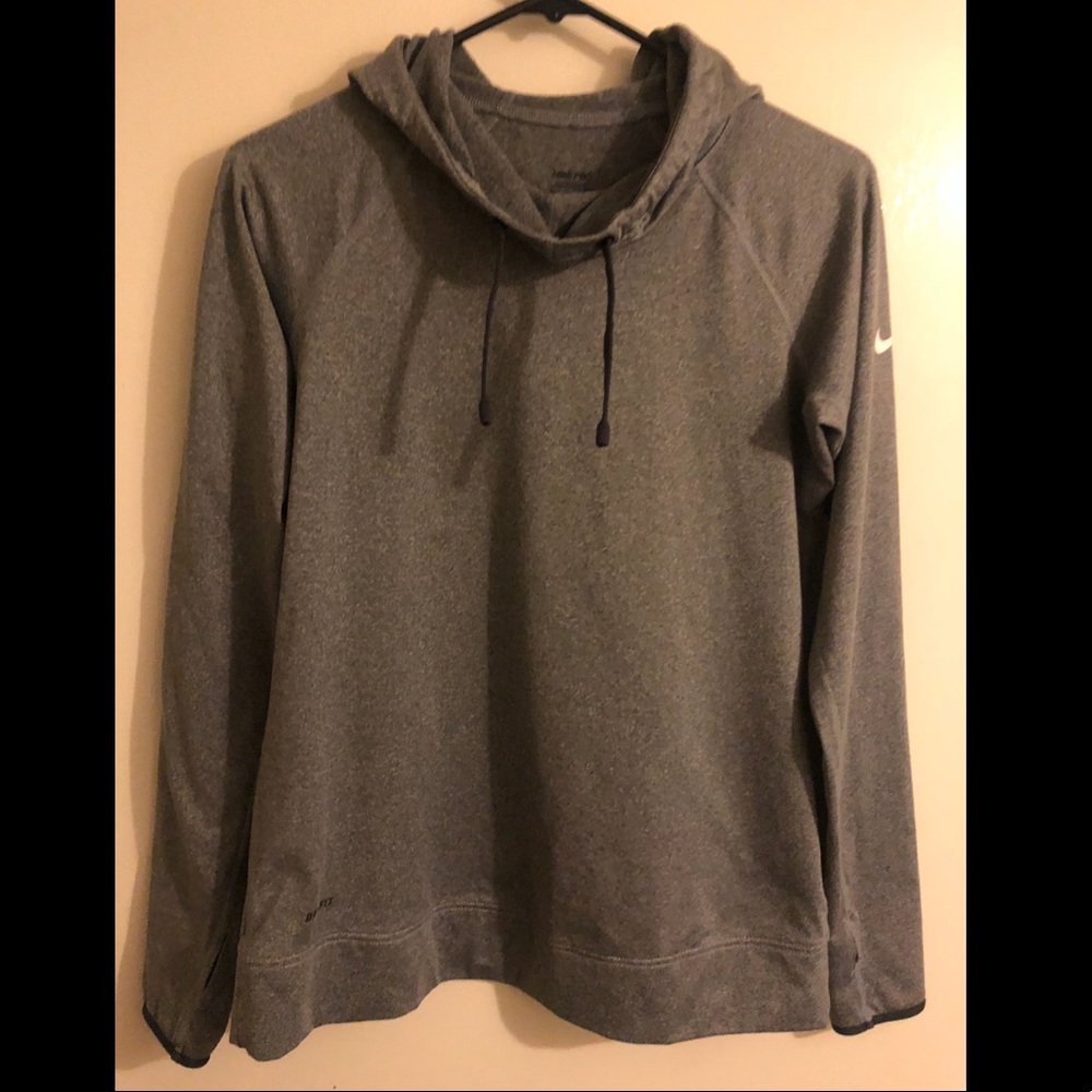 Nike pro Dri fit hoodie - Picture 4 of 4